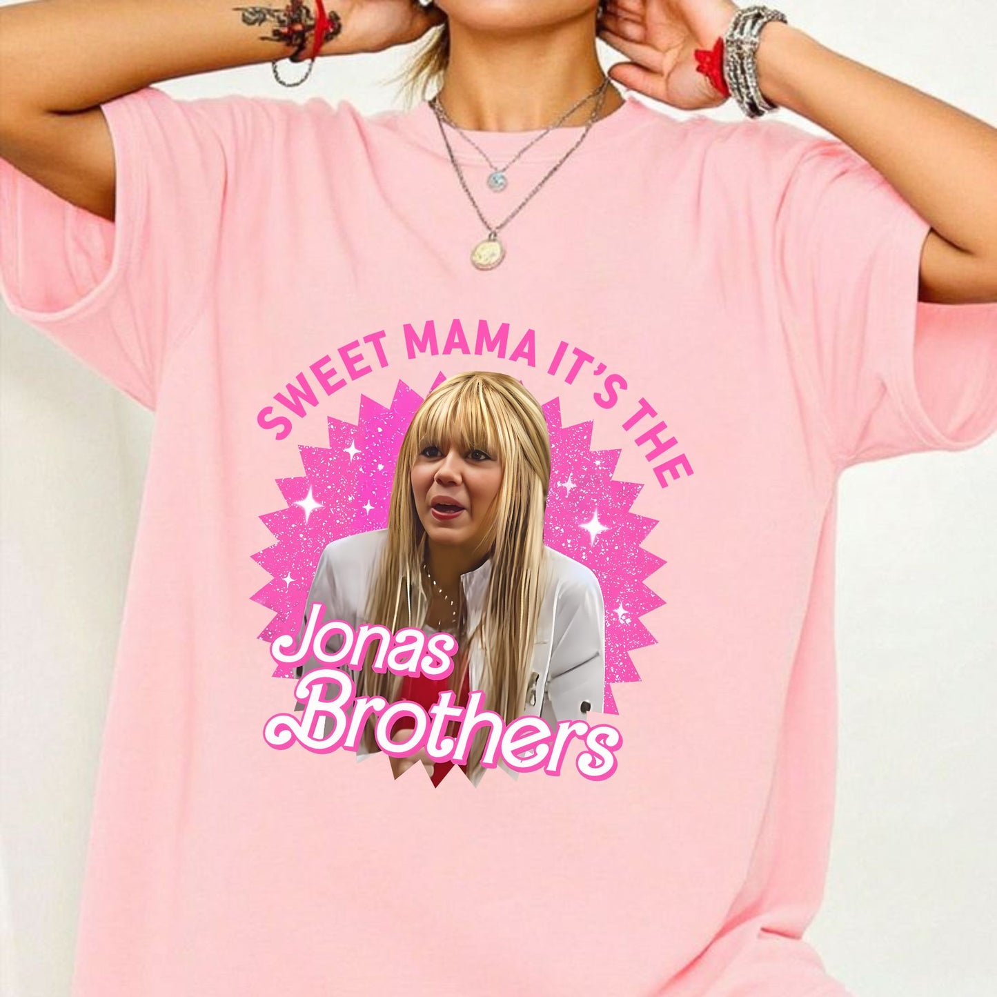 "Sweet Mama It's The Jonas Brothers" 2005 T-Shirt - Vintage Pop Fan Apparel, Nostalgic Band Tee
