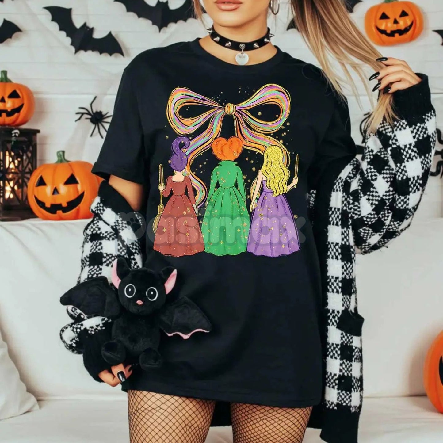 Witchy Halloween Shirt – Sanderson Sister T-shirt, Coquette Bow, Salem Witches Vibes, Retro Fall Outfit for Women