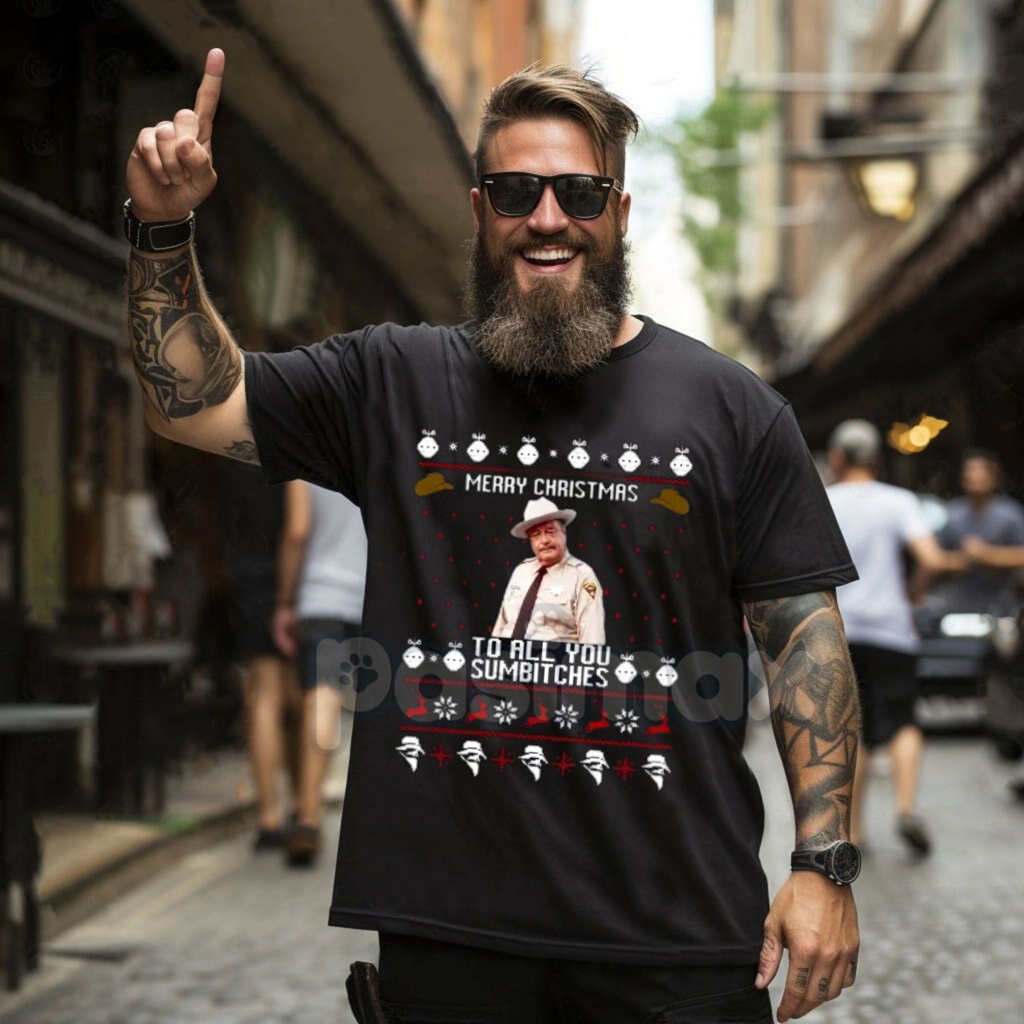 Classic "Merry Christmas" T-Shirt - Festive Holiday Graphic Tee, Unisex Xmas Apparel, Cozy Winter Shirt