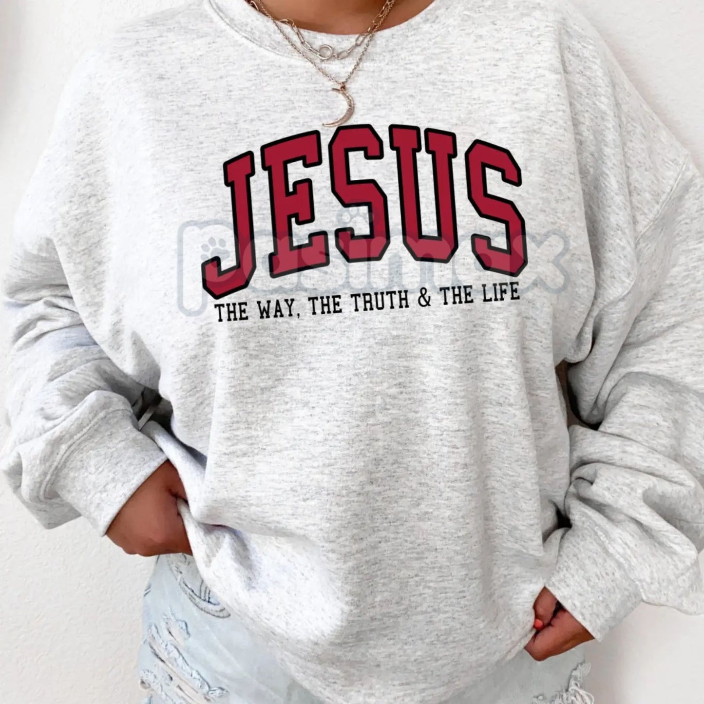 Walk in Faith Christian Sweatshirt – Jesus is Love Trendy Crewneck for Believers