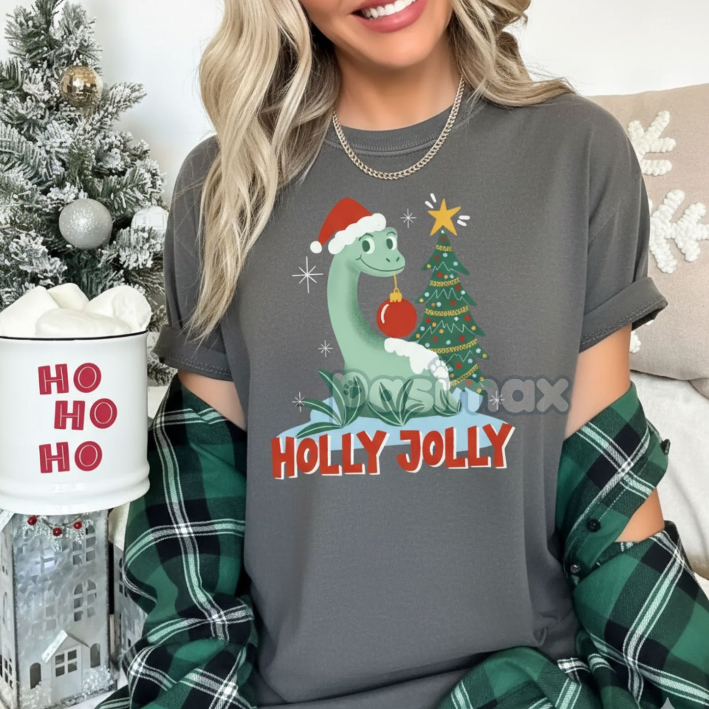 'Holly Jolly' Christmas T-shirt – Retro Holiday Tee, Merry & Bright Shirt, Festive Christmas Gift