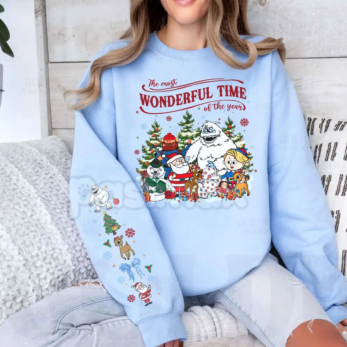 Vintage Rudolph the Red-Nosed Reindeer Crewneck – Christmas Sleeve Print Sweatshirt