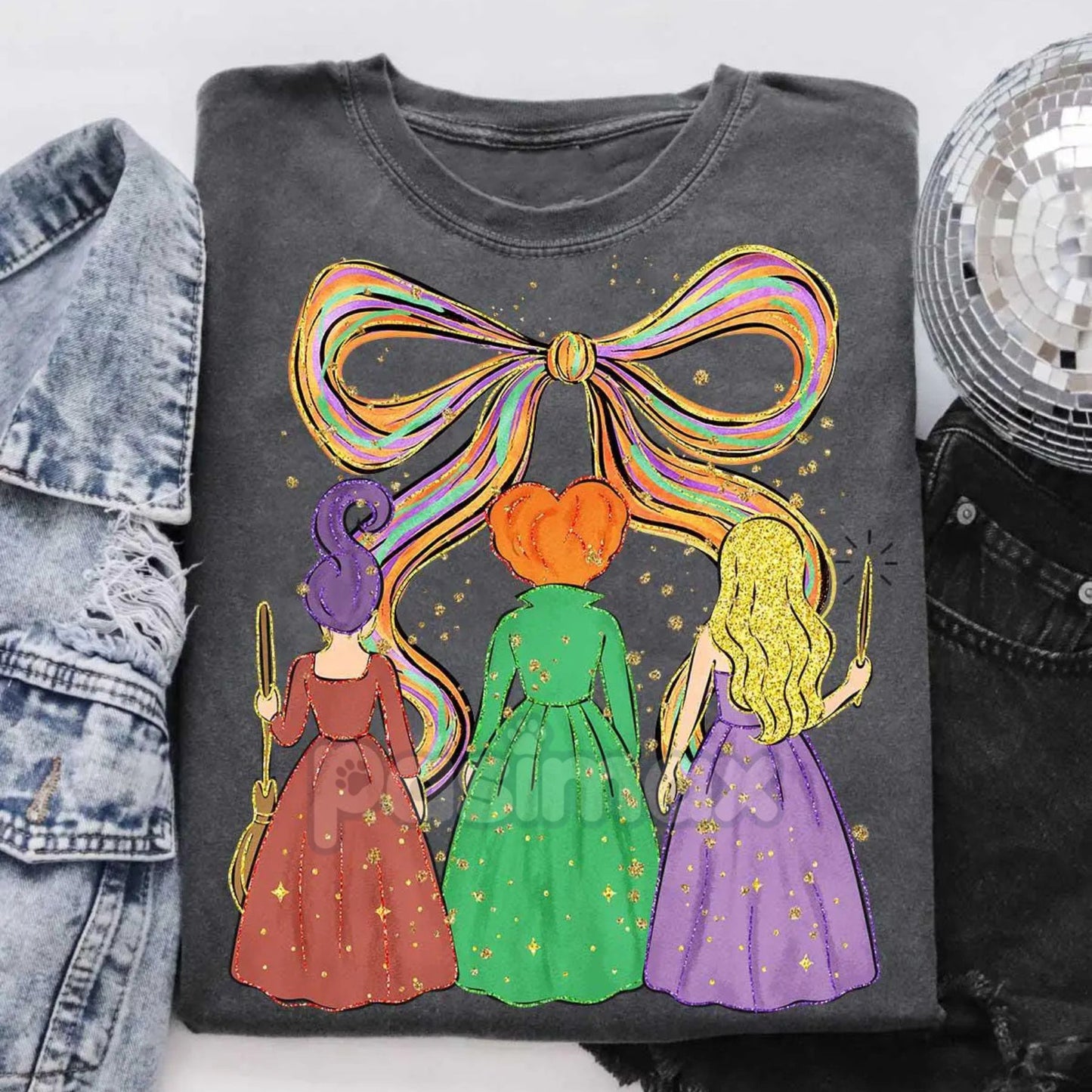 Witchy Halloween Shirt – Sanderson Sister T-shirt, Coquette Bow, Salem Witches Vibes, Retro Fall Outfit for Women