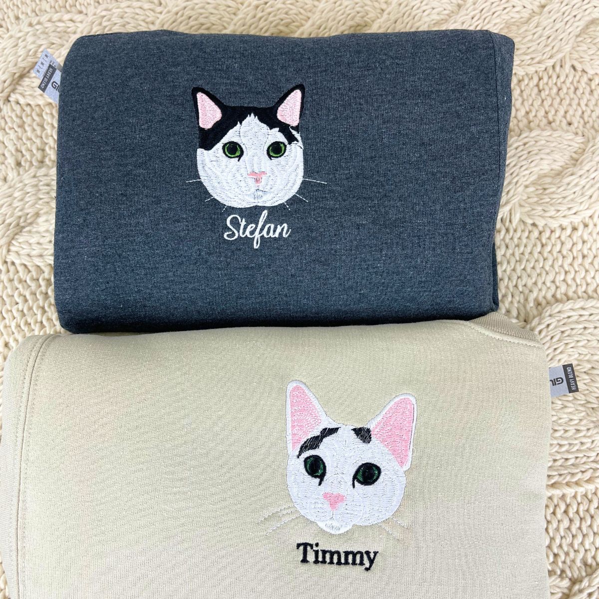 Custom Embroidered Cat Face Sweatshirt Personalized Full-Color Pet Portrait Gift for Cat Lovers