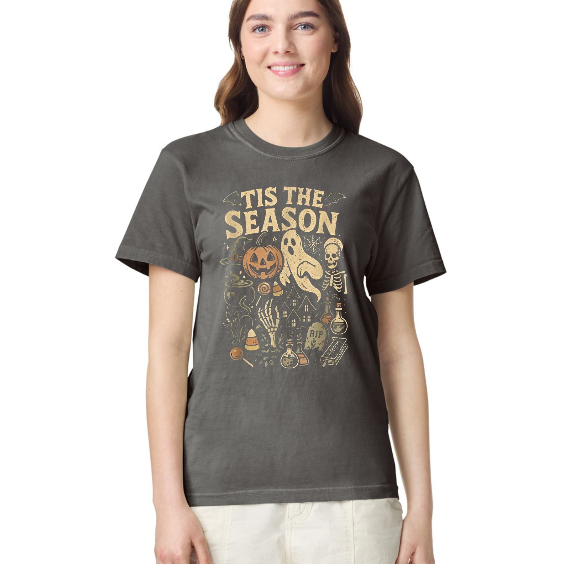 Spooky Season Vibes T-Shirt – Halloween Comfort Colors Shirt, Retro Fall Tee, Tis The Season Outfit, Cute Autumn Graphic Top-Pasimax