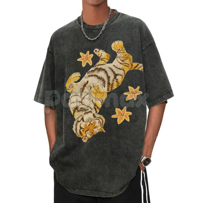 Lazy Tiger Unisex Vintage Washed Tee – Oversized Animal Graphic Shirt, Chill Streetwear