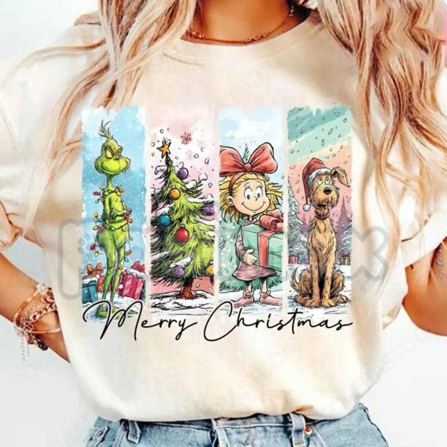 Classic Merry Christmas T-Shirt - Simple Festive Holiday Tee, Unisex Christmas Cheer Apparel, Casual Winter Gift