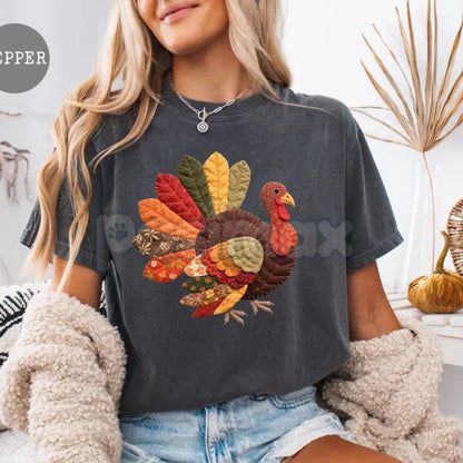 Comfort Colors® Loose Fit Thanksgiving Turkey Print T-Shirt – Vintage Graphic Holiday Tee, Cozy Festive Top