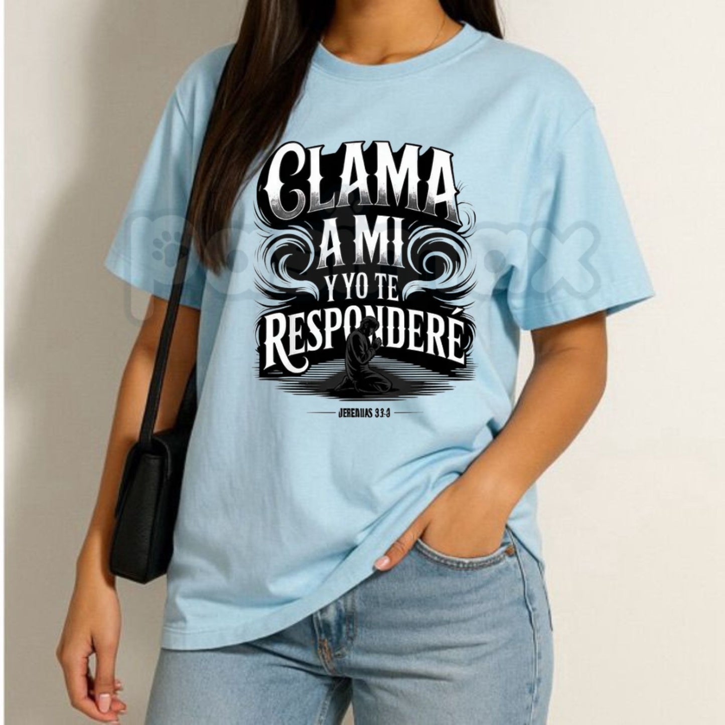 Christian Spanish Bible Scripture T-Shirt – Jeremiah 33:3 "Clama a Mí" Graphic Tee, Remastered Heavy Cotton Faith-Based Top, Soft Lived-In Spiritual Inspiration Shirt, Made in USA