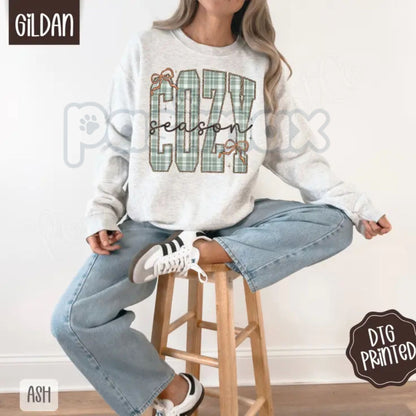 Plaid Cozy Sweatshirt | Trendy Women's Winter Sweater | Rustic Buffalo Plaid Crewneck | Warm Holiday Layering Jumper