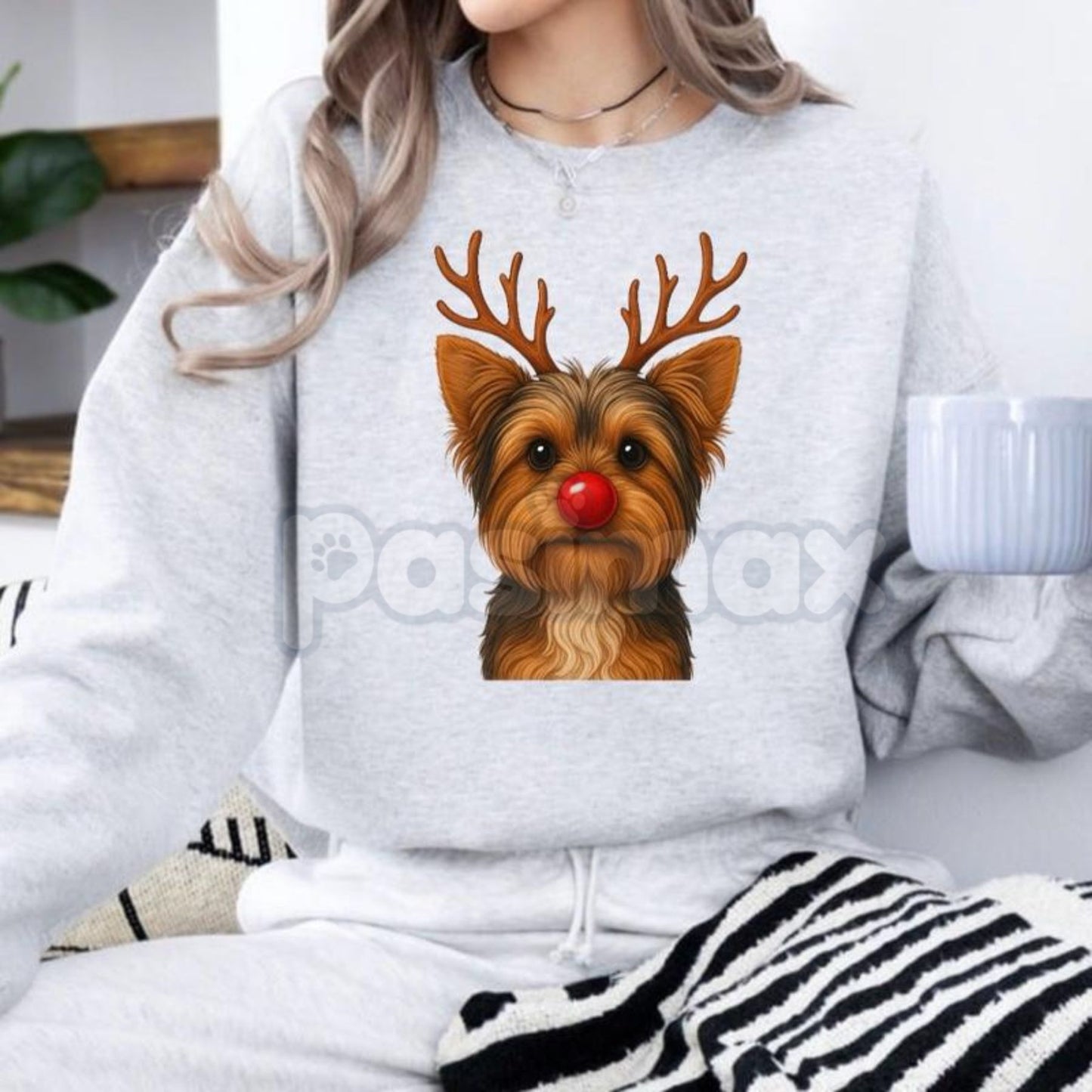 Christmas Reindeer Dog Sweatshirt – Festive Pet Graphic Holiday Apparel