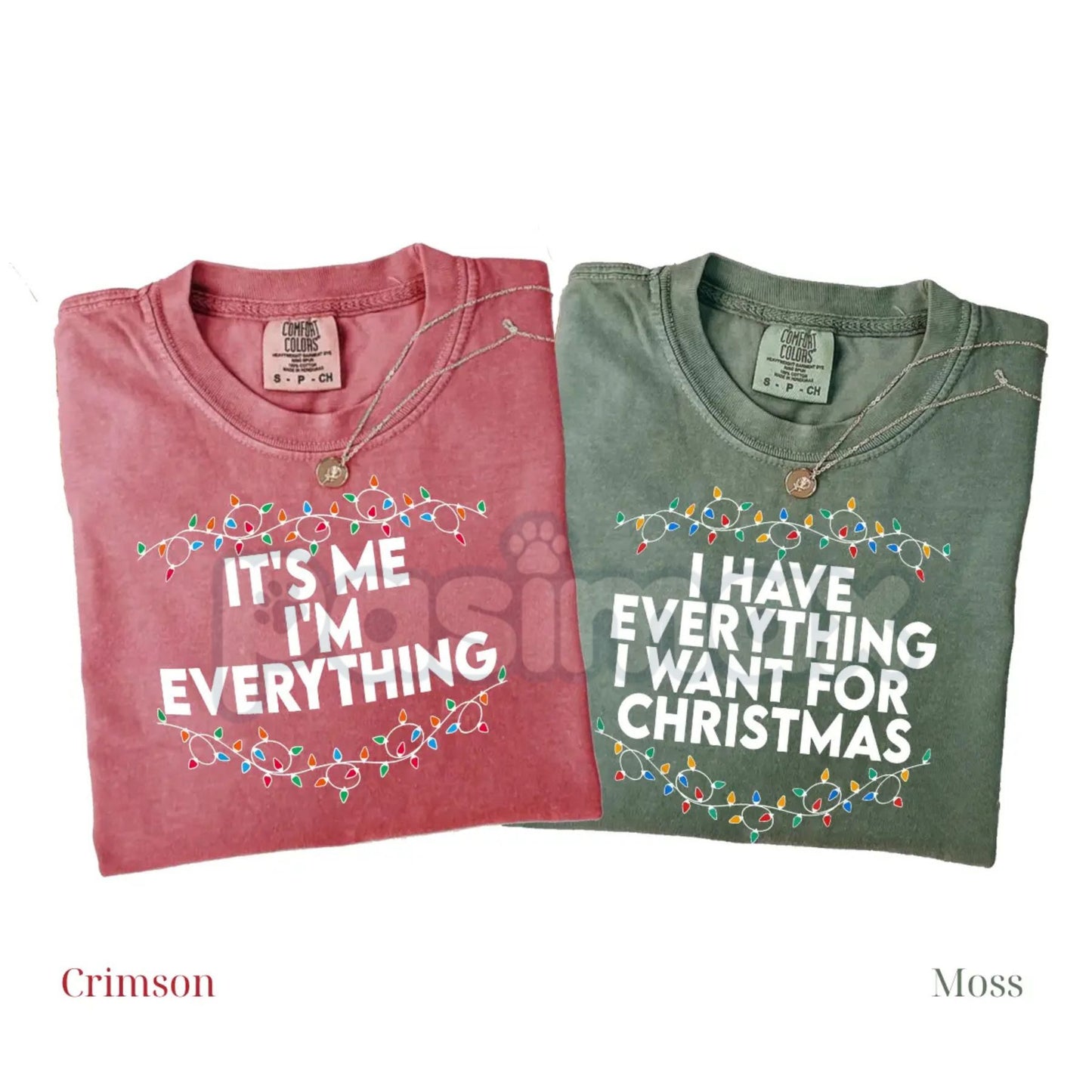Comfort Colors® 'I'm The Gift' Christmas T-Shirt – Funny Holiday Slogan Tee, Cozy Xmas Party Couple Shirt, Humorous Self-Confident Apparel