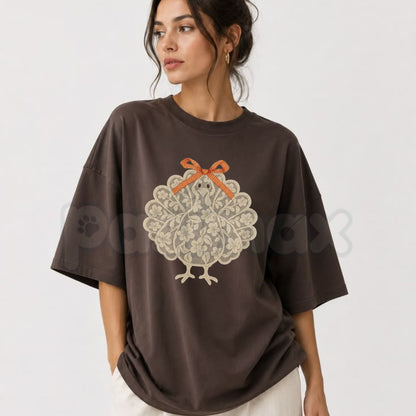 Thanksgiving Turkey Orange Bow T-Shirt – Cute Coquette Fall Holiday Graphic Tee