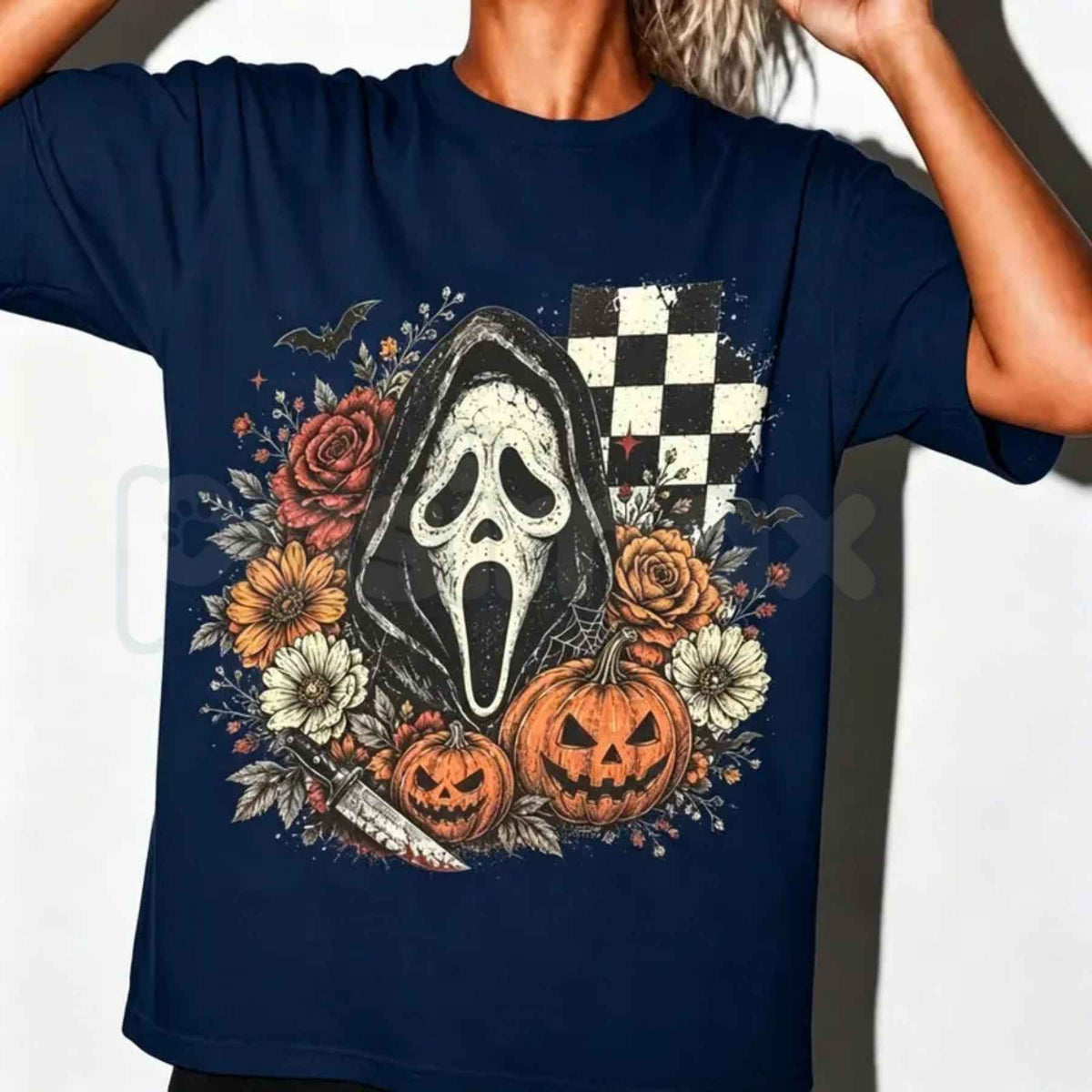 Comfort Colors® Retro Ghost Face Halloween T-Shirt – Vintage Horror Mask Graphic Tee, Classic Slasher Unisex Top & Gift