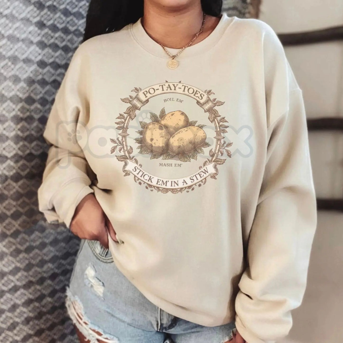 Not All Who Wander Are Lost Lord of the Rings Sweatshirt | Inspirational Tolkien Quote Graphic Tee | Fantasy Traveler Gift