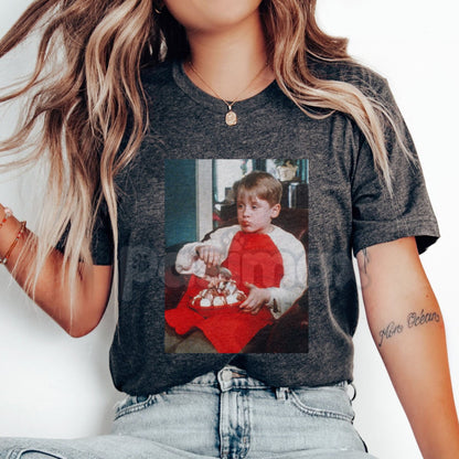 Comfort Colors® 'Kevin McCallister' Christmas T-Shirt – Home Alone Character Graphic, Retro 90s Holiday Film Tee, Vintage Christmas Gift