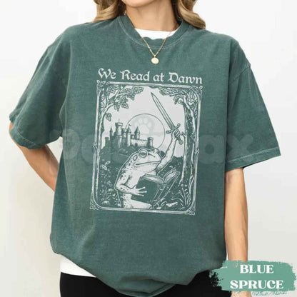 Comfort Colors® We Read at Dawn T-Shirt – Bookish Funny Frog Reading Graphic Tee, Weirdcore Medieval Unisex Top & Gift