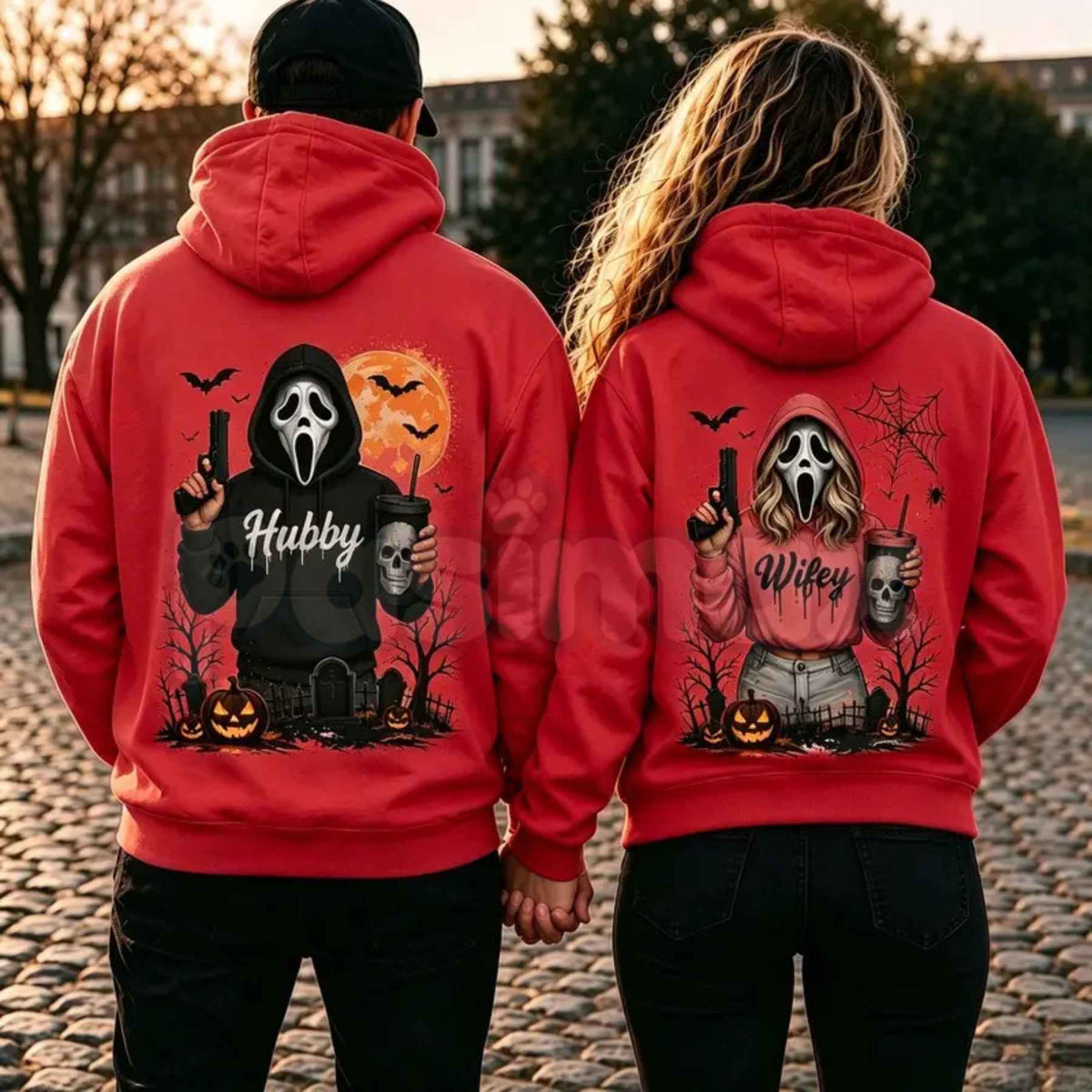 Hubby Wifey Halloween Spooky Season Couple Matching Hoodies – Retro Skeleton Graphic Pullover, Cute Romantic Spooky Season Sweatshirts