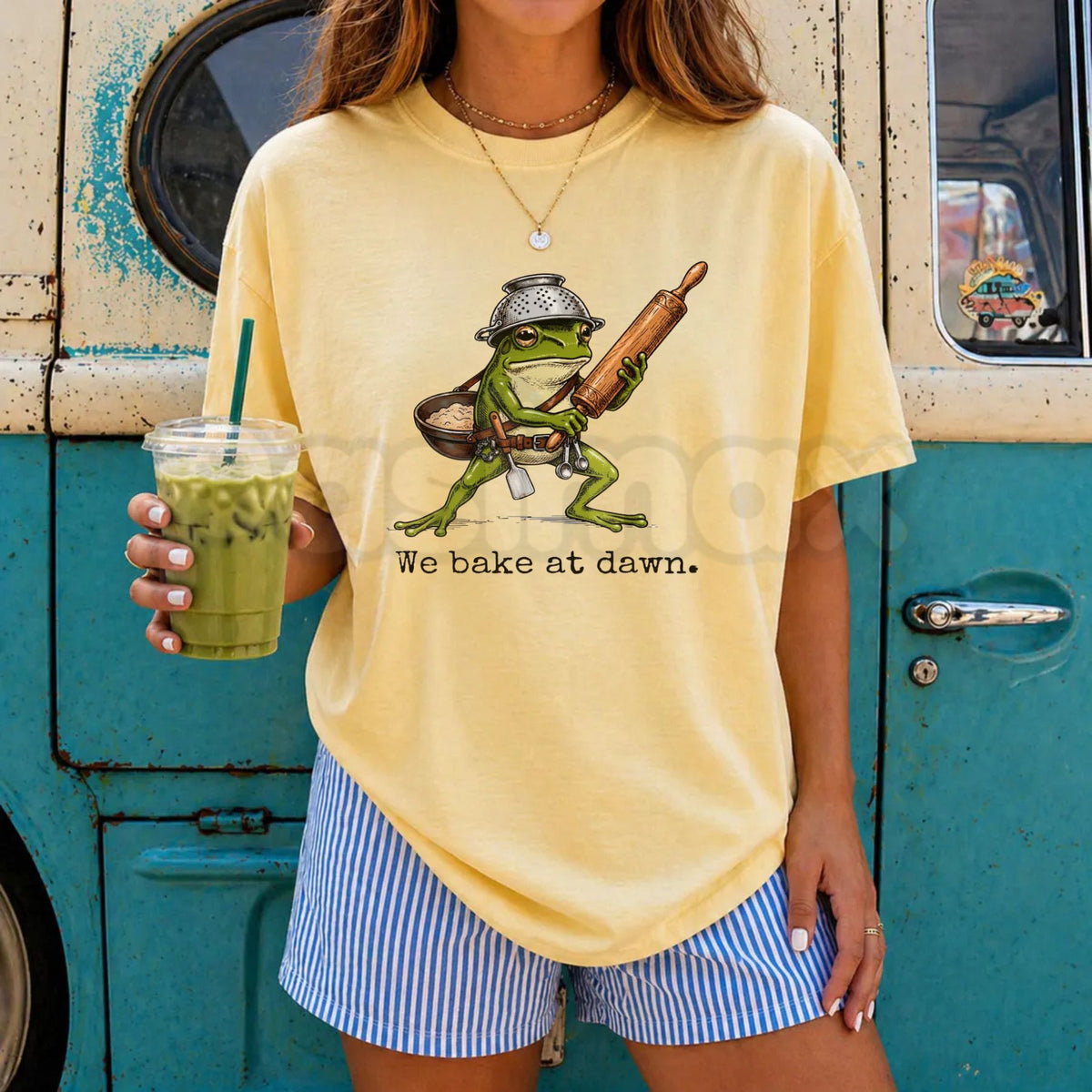 Comfort Colors® We Bake at Dawn Frog T-Shirt – Funny Cottagecore Baking Graphic Tee, Retro Cottagecore Baker Unisex Top & Gift