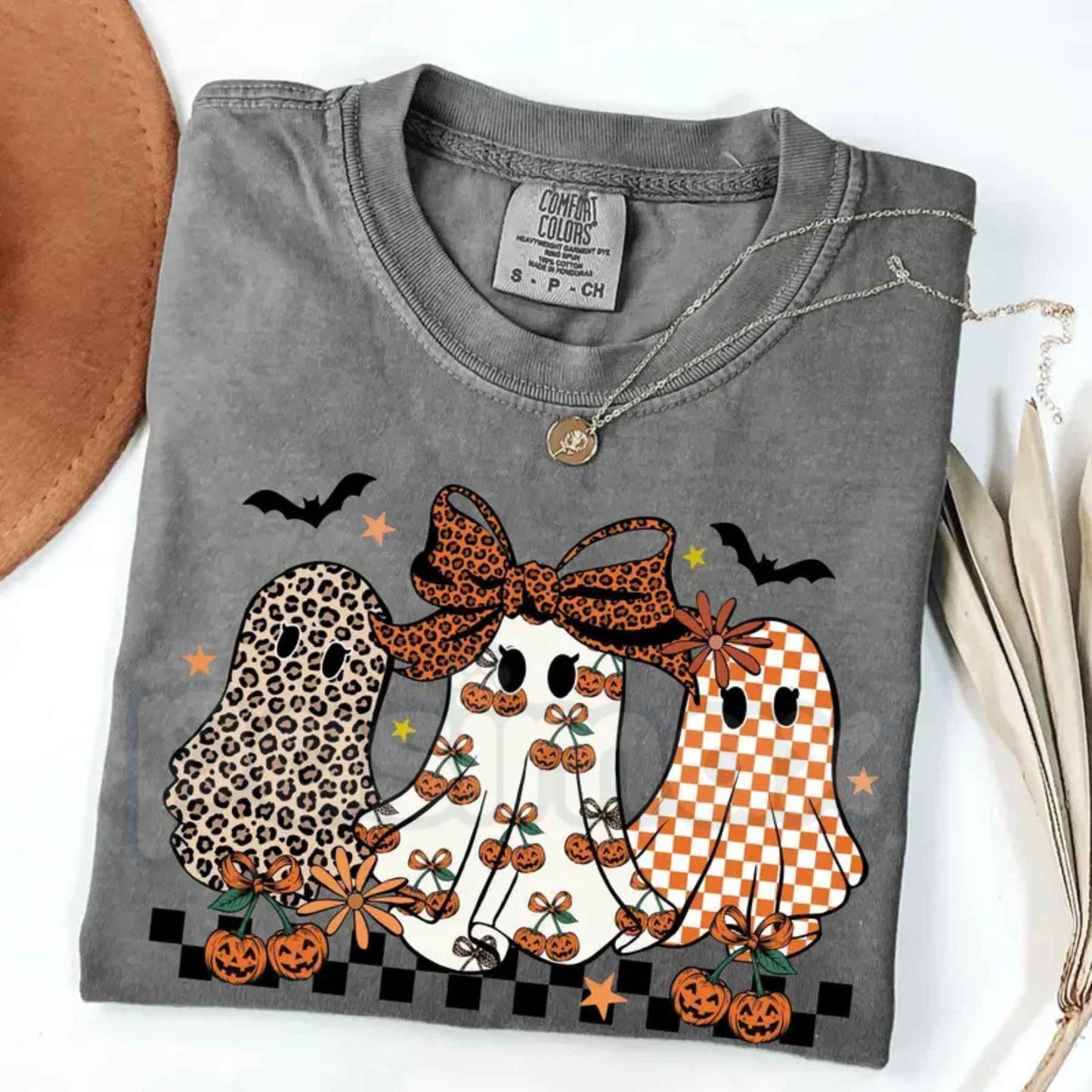 Comfort Colors® Coquette Leopard Checkered Ghost T-Shirt – Retro Spooky Season Graphic Tee, Cute Halloween Unisex Top