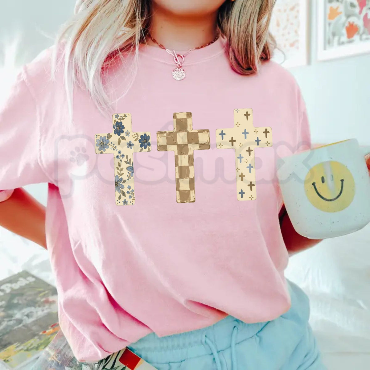 Comfort Colors® Vintage Floral Crosses Christian Aesthetic T-Shirt – Retro Faith Graphic Tee, Botanical Cottagecore Unisex Top & Faith Gift