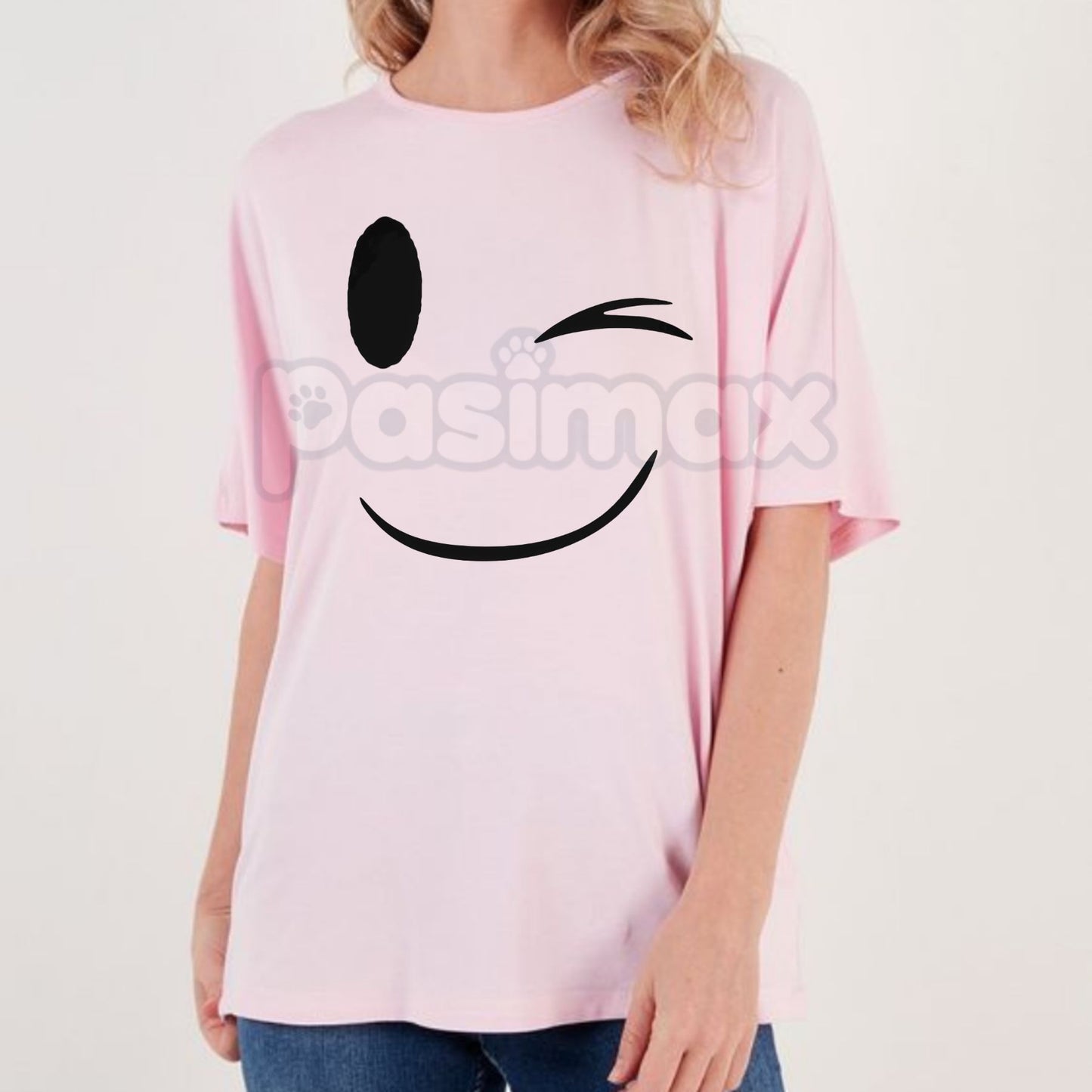 Classic Smile Face T-Shirt - Happy Face Graphic Streetwear Tee, Retro 70s Icon Premium Cotton Shirt, Unisex Heavyweight Positive Vibes Top, Modern Minimalist Smiley Crewneck, Acid House Aesthetic Fashion