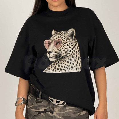 Leopard Graphic T-Shirt – Trendy Vintage Animal Print Unisex Cotton Tee