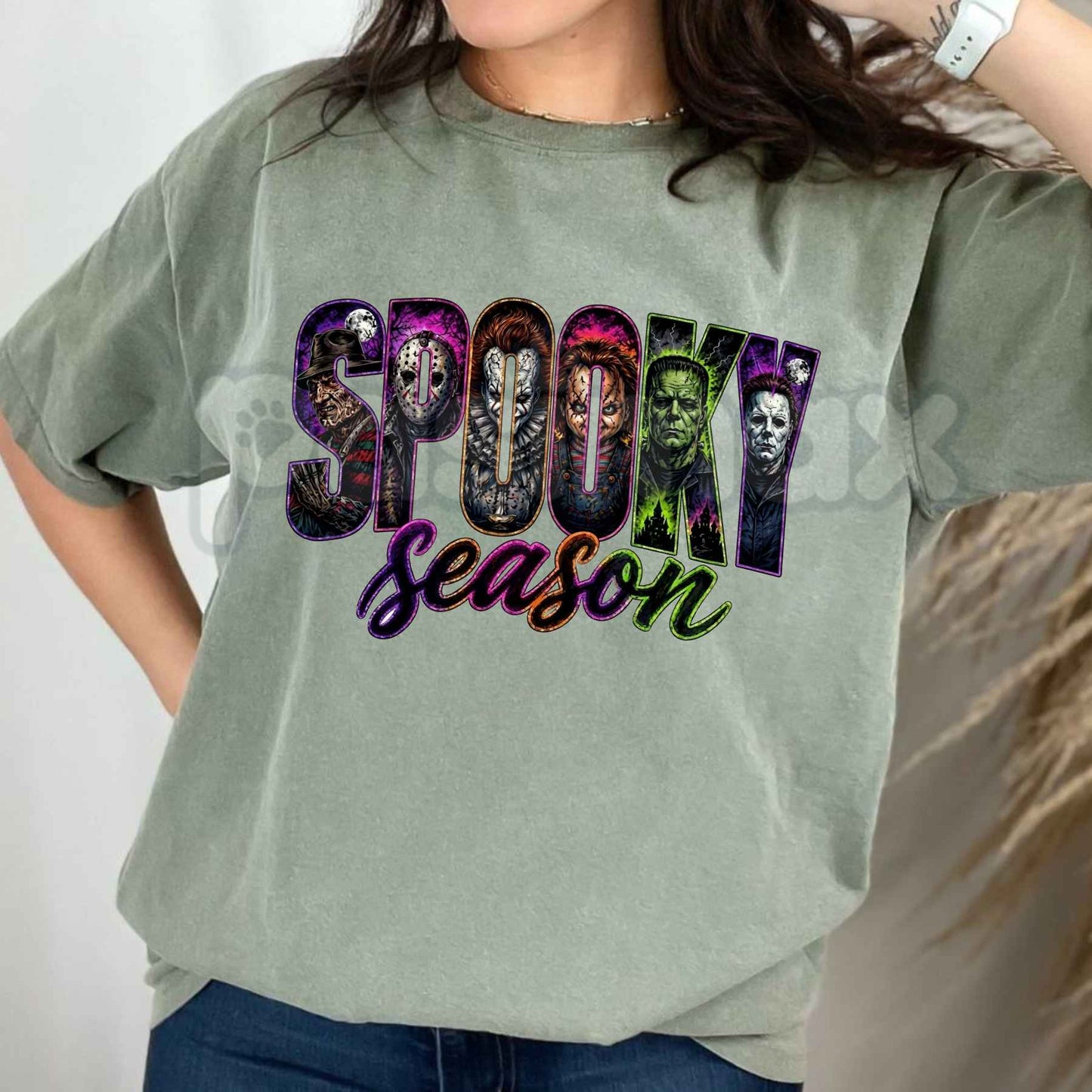 Comfort Colors® Neon Horror Halloween T-Shirt – Retro Scary Movie Graphic Tee, Vintage Glow Spooky Slasher Unisex Top