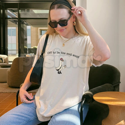Comfort Colors® Auntie Silly Goose T-Shirt – Cool Aunt Club Graphic Tee, Funny Pregnancy Announcement Shirt, Aesthetic New Auntie Gift