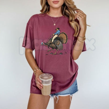 Comfort Colors® Cowboy Turkey Thanksgiving T-Shirt – Funny Western Rodeo Graphic Tee, Vintage Country Holiday Unisex Top & Gift