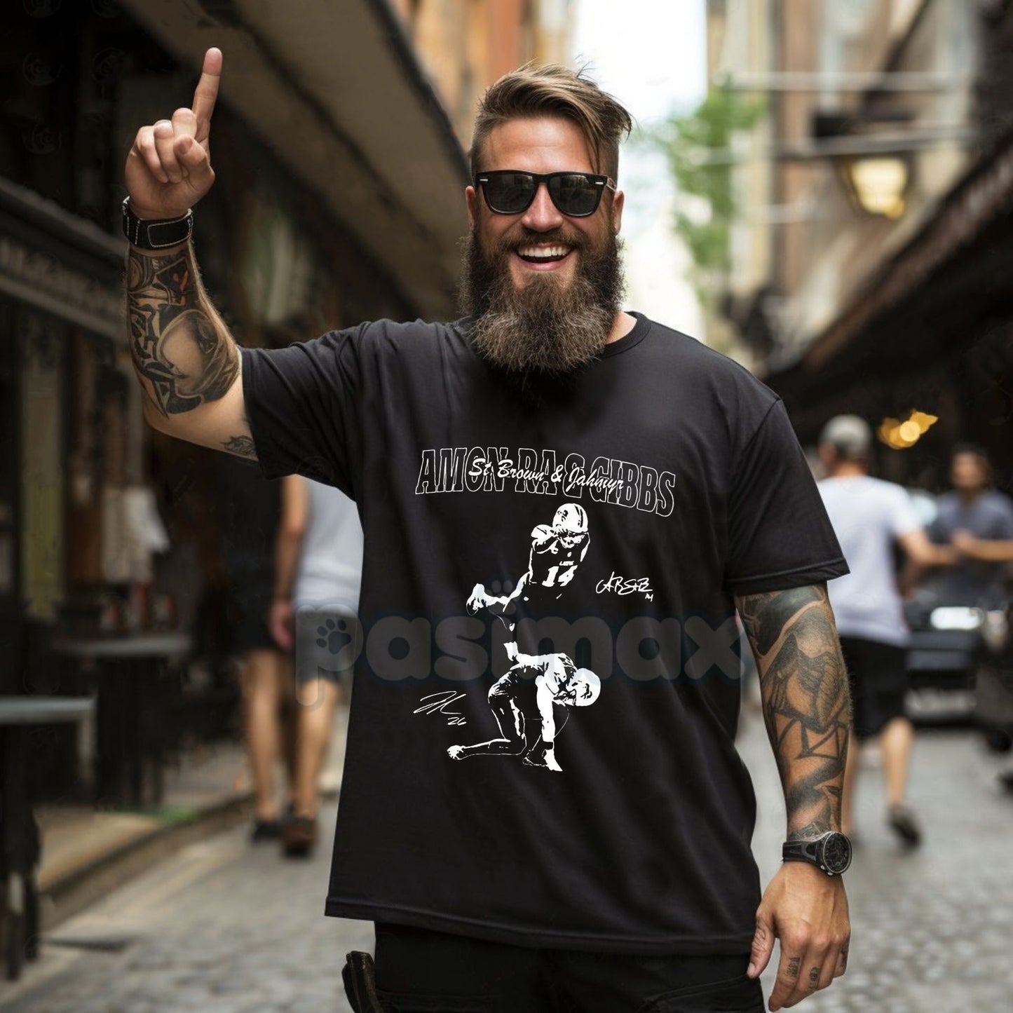 Detroit's Dynamic Duo T-Shirt - Gibbs & St. Brown Vintage 90s Throwback Tee, Star Player Football Fan Gear, NFL Collectible Apparel