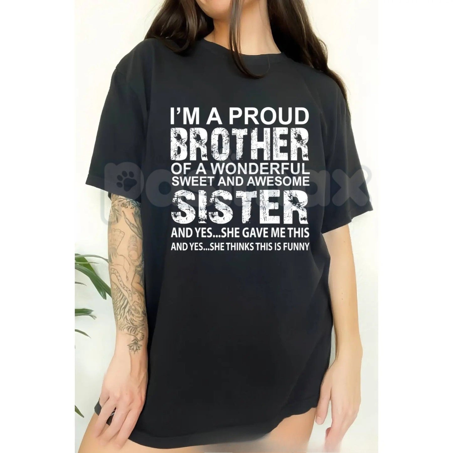 Brother Birthday & Xmas Funny T-Shirt – Humorous Holiday Gift, Best Brother Graphic Sweatshirt & Hoodie