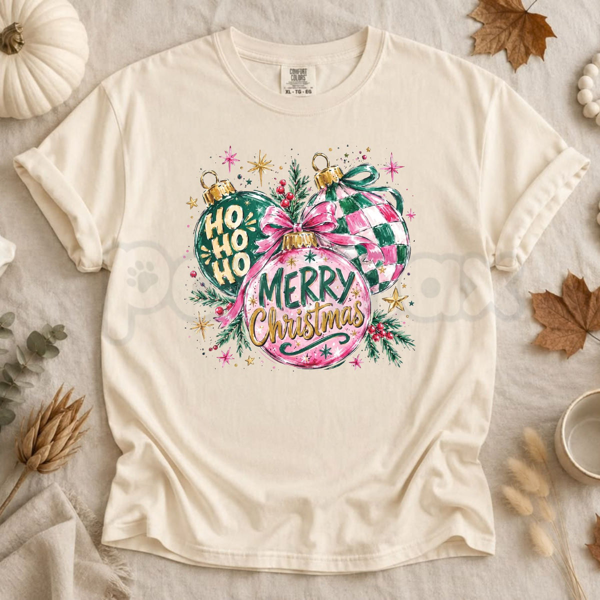 Comfort Colors® Christmas Ornament T-Shirt – Retro Vintage Bauble Graphic Tee, Trendy Women's Holiday Unisex Top & Gift