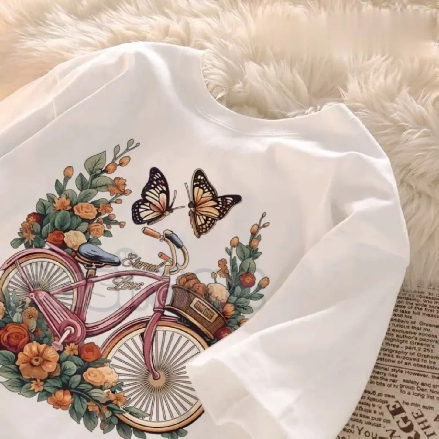 Korean Style Oversized T-Shirt for Men & Women - Minimalist K-Fashion Graphic Tee, Streetwear Aesthetic Unisex Shirt, Seoul Inspired Casual Apparel