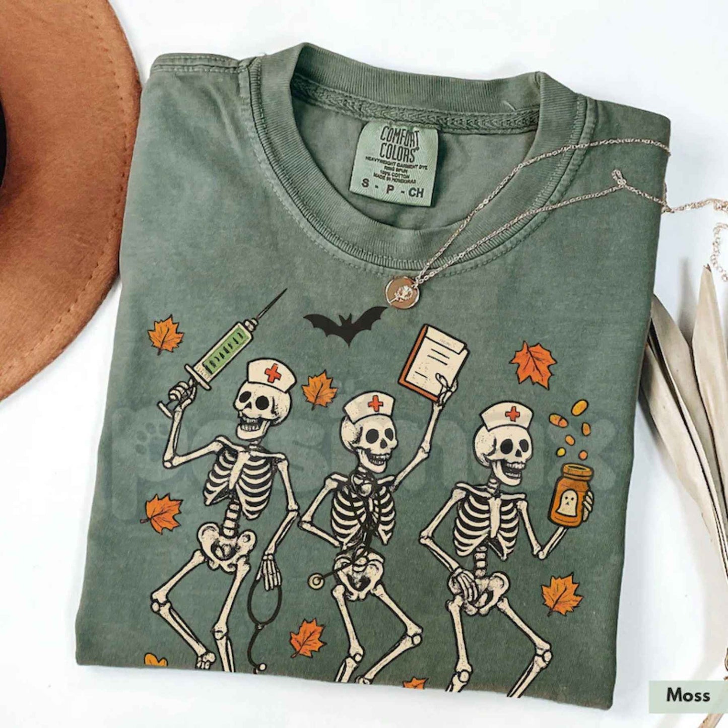 Comfort Colors® Halloween Nurse Skeleton T-Shirt – Spooky Season Registered Nurse Graphic Tee, Fall RN Medical Professional Unisex Top
