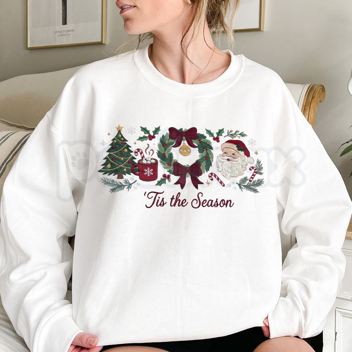 Christmas Gingham "Tis the Season" Embroidered Sweatshirt – Santa Wreath Tree Crewneck