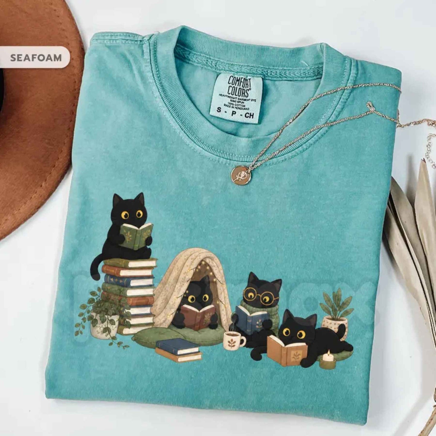 Comfort Colors® Black Cat Reading T-Shirt – Book Lover Graphic Tee, Cozy Reader Aesthetic Unisex Top