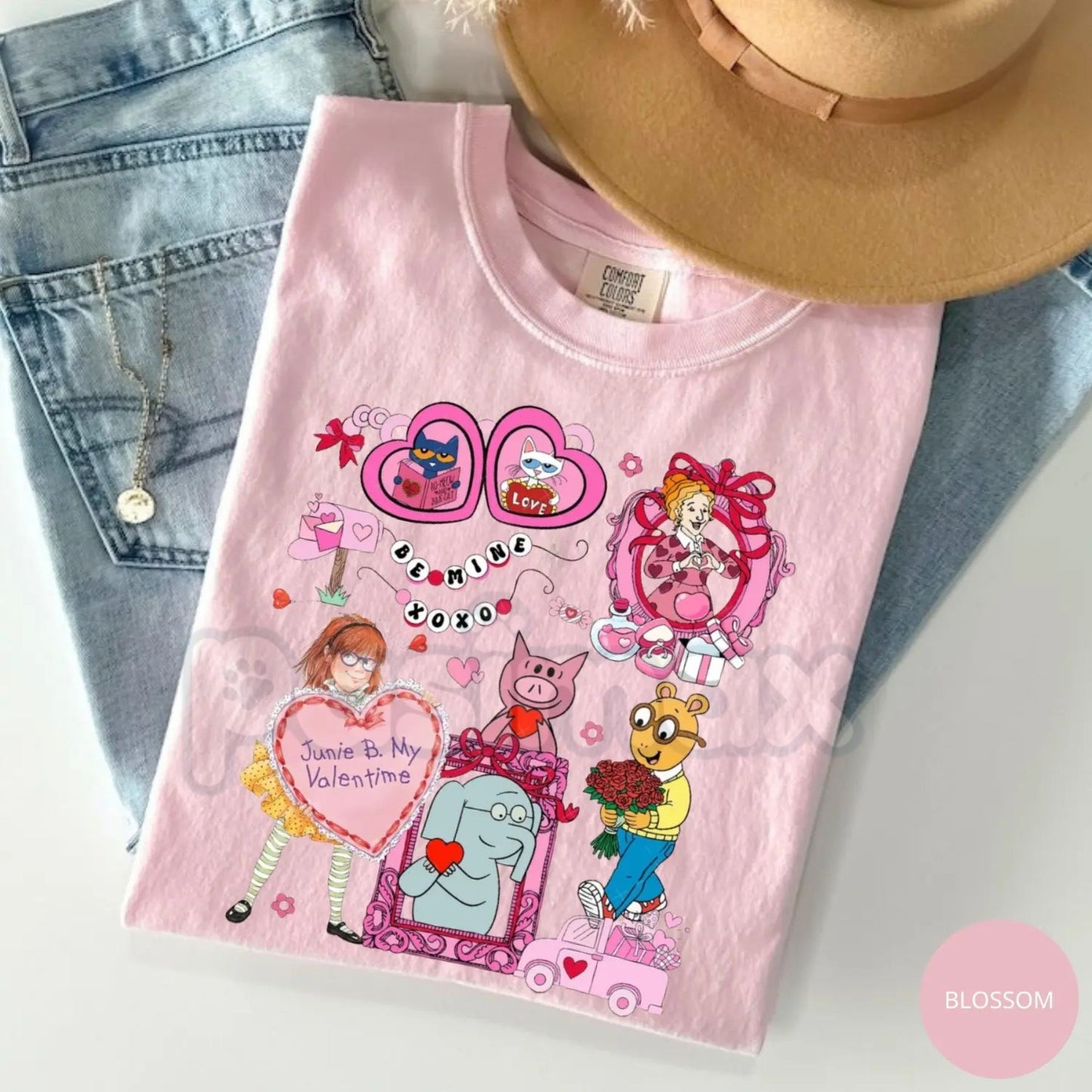 Comfort Colors® "Be Mine" Book Club Valentine T-Shirt – Retro Library Stack & Bow Tee, Aesthetic Kindergarten Teacher Shirt, Trendy XOXO Bookish Top
