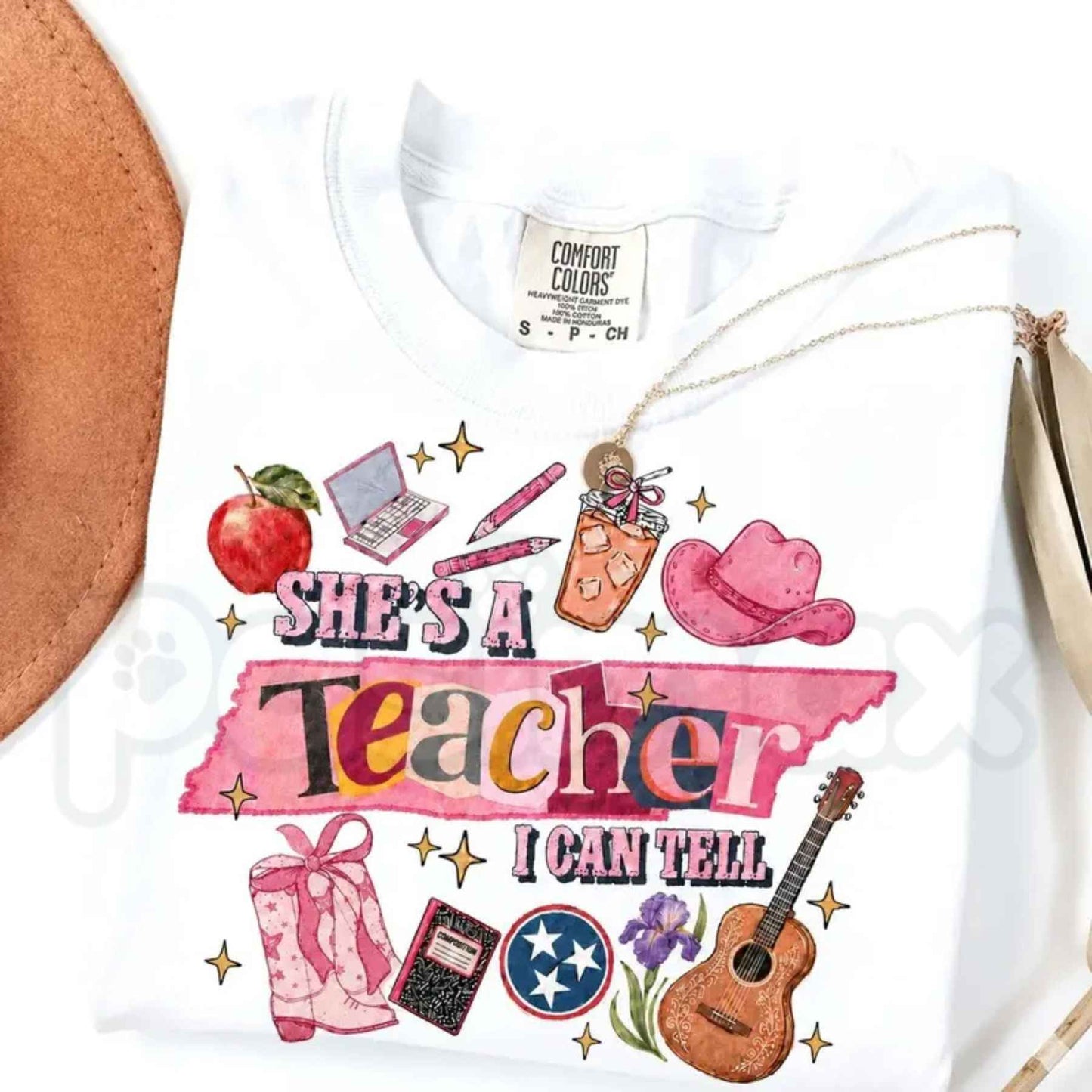 Comfort Colors® "She's A Teacher, I Can Tell" T-Shirt – Retro Aesthetic Funny Teacher Graphic Tee, Cute Back to School Gift, Whimsical Educator Unisex Top