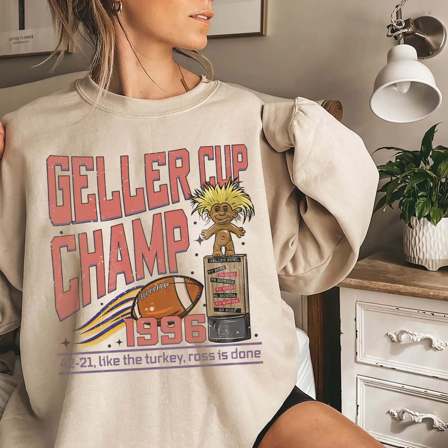 Geller Bowl Friendsgiving Sweatshirt – The Friends TV Show Thanksgiving Top