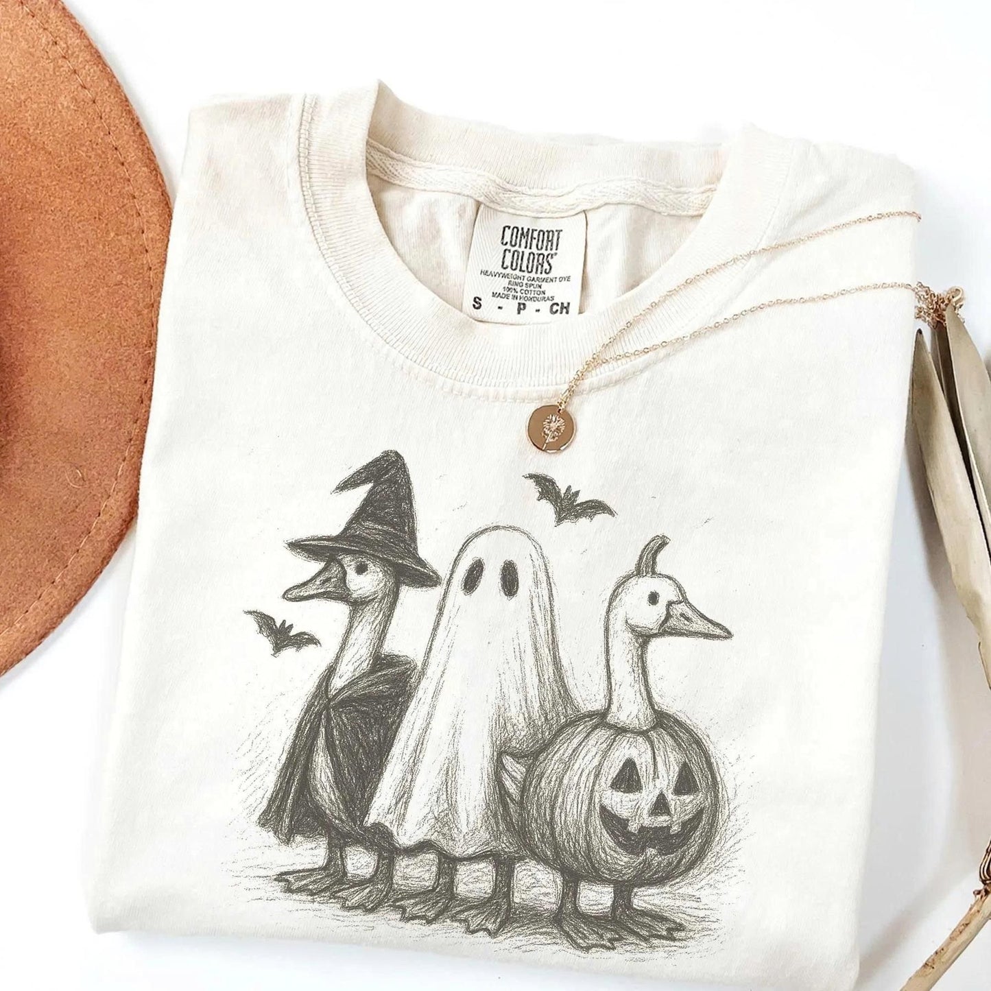 Comfort Colors Goose Halloween Shirt – Ghost Goose Tee, Funny Pumpkin Shirt, Cute Spooky Season Fall Tee, Trick or Treat Gift
