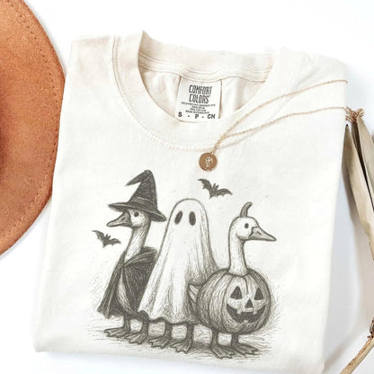 Comfort Colors Goose Halloween Shirt – Ghost Goose Tee, Funny Pumpkin Shirt, Cute Spooky Season Fall Tee, Trick or Treat Gift