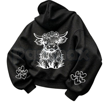 Cute Highland Cow Print Hoodie – Vintage Floral Western Graphic Pullover, Country Farmhouse Aesthetic Sweatshirt, Unisex Heavy Blend