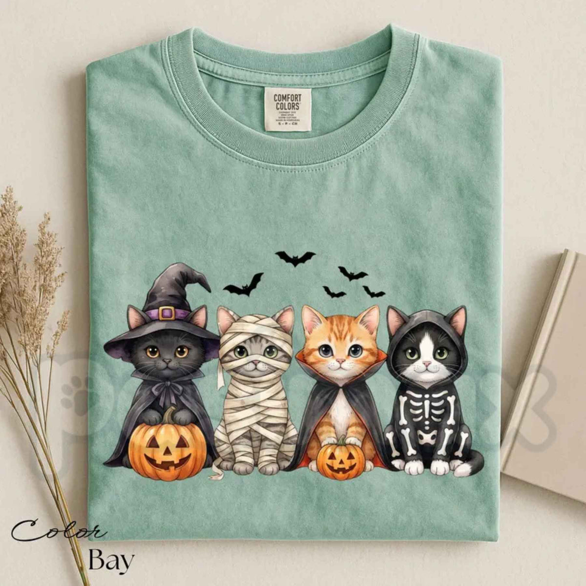 Comfort Colors® Halloween Cat T-Shirt – Spooky Cats & Pumpkin Graphic Tee, Retro Cat Lover Fall Unisex Top & Gift