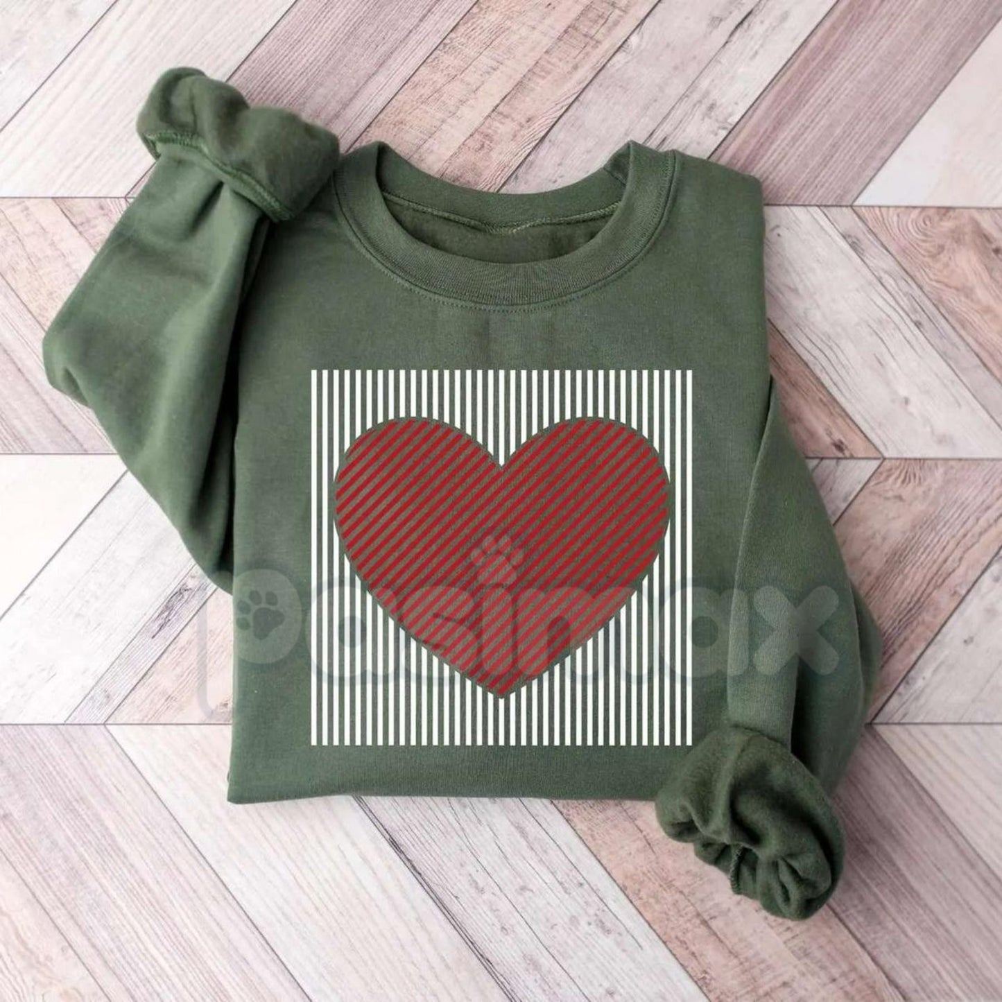 Retro Valentines Heart Sweatshirt | Cute Love Sweatshirt | Groovy Valentine’s Day Crewneck | Vintage Style Heart Graphic Jumper | Aesthetic Galentine’s Gift