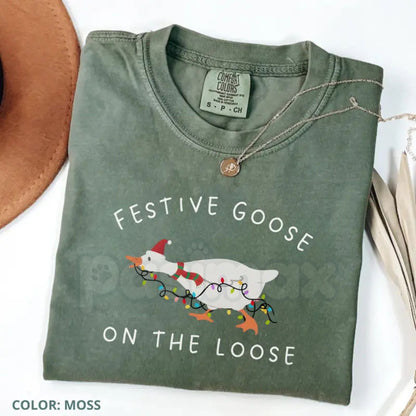 'Goose on the Loose' Comfort Colors® T-Shirt – Funny Christmas Goose Holiday Tee, Cute Xmas Duck Graphic