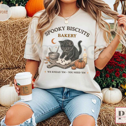 Comfort Colors® Spooky Biscuits Bakery T-Shirt – Black Cat Halloween Graphic Tee, Retro Baking Cat Unisex Top & Gift