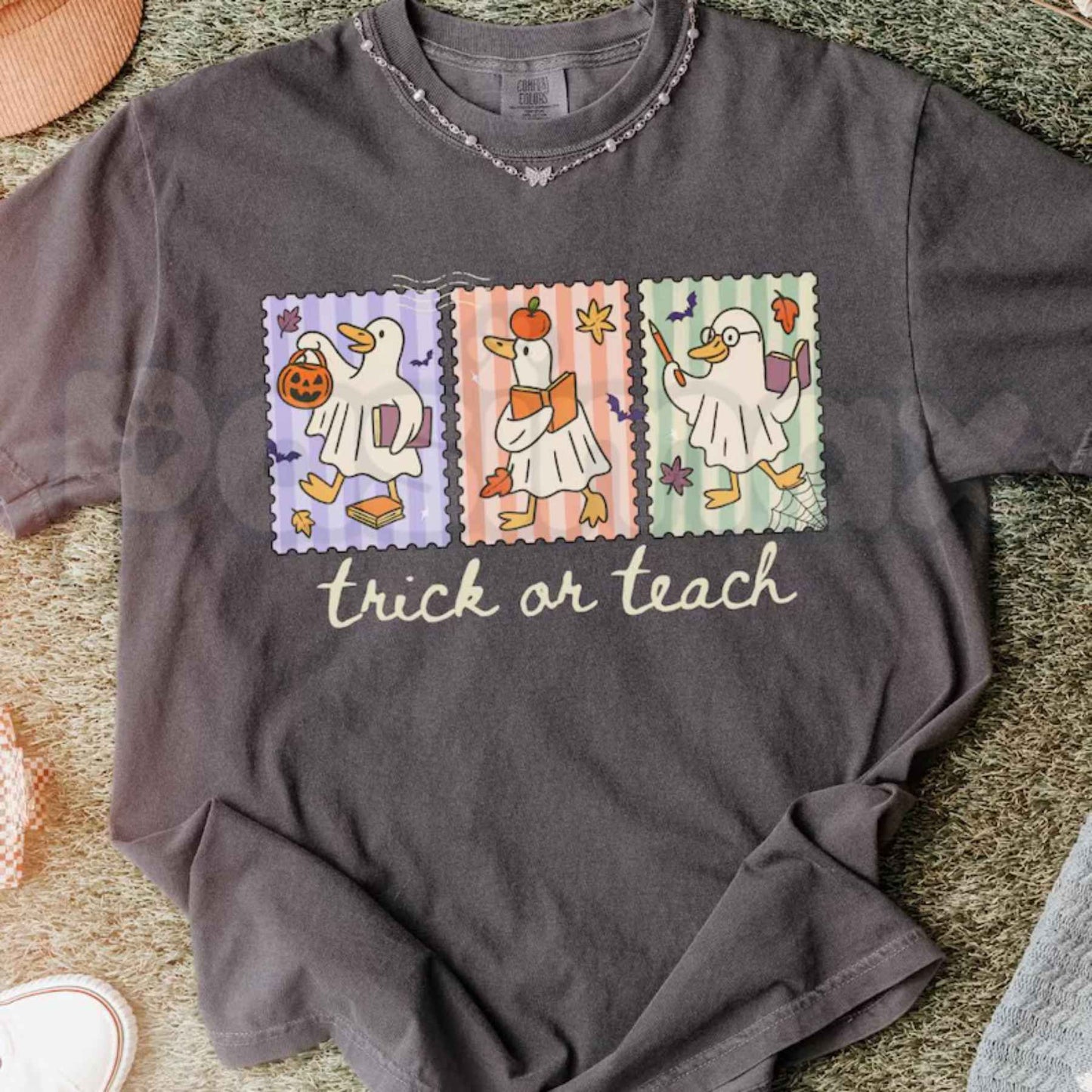 Comfort Colors® Funny Teacher Goose Halloween T-Shirt – Retro Cute Ghost Elementary Educator Graphic Tee, Spooky Season Unisex Top