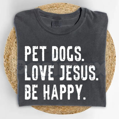 Comfort Colors® Dogs And Jesus T-Shirt – Funny Christian Dog Lover Tee, Aesthetic Dog Mom Faith Shirt, Retro Spiritual Graphic Top