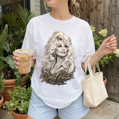 Comfort Colors® Dolly Parton Memorial T-Shirt – Signature Vintage 1946–2026 Country Music Tribute Graphic Tee, Western Fan Unisex Top